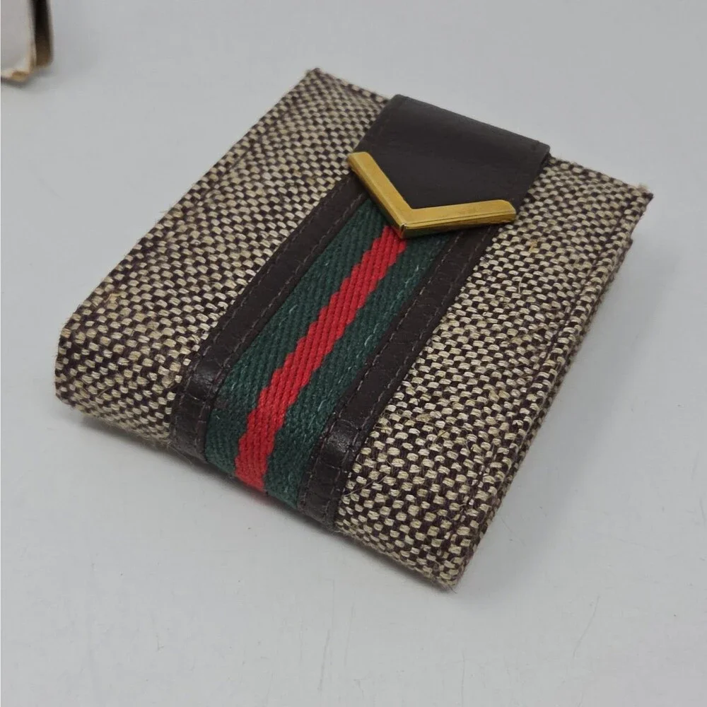 Vintage Men’s Bifold Wallet with Stripe Detail – Canvas Wallet Hong Kong 80s